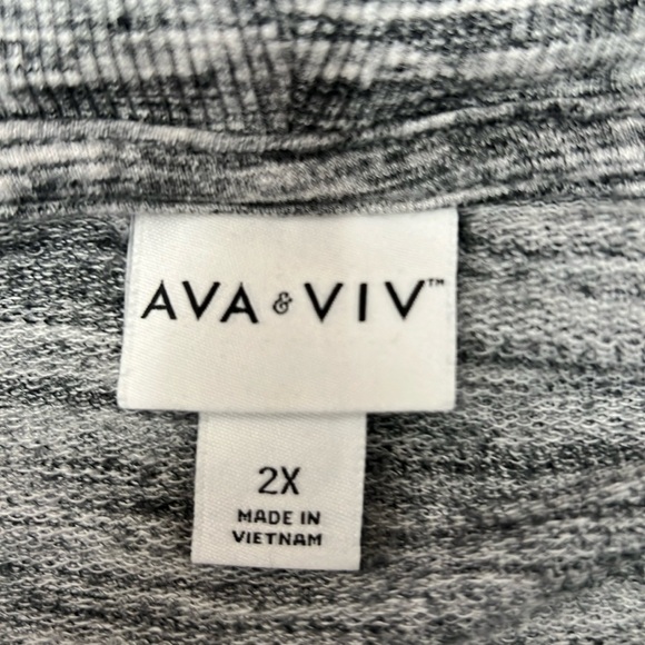 Ava & Viv Knit Tunic Top Sweater Women’s 2X Heathered Gray Cowl Comfy Warm Nice! - Picture 2 of 10